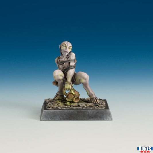 Reaper Bones Legends: Female Chaos Cultist