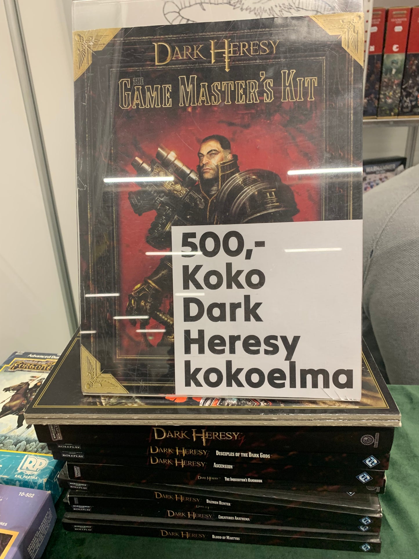 Dark Heresy RPG kokoelma