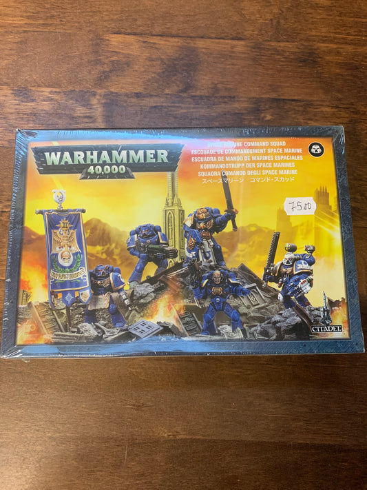 Space Marine Command Squad (2012)
